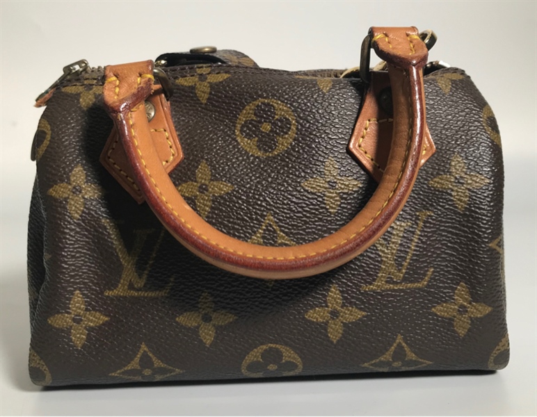 Túi LV nhỏ có quai xách vàng KG+