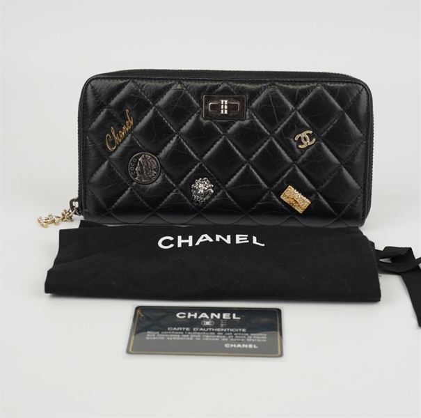 Ví chanel đen đính cham+