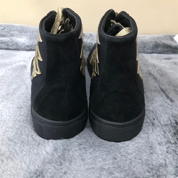 Giày Marcelo Burlon Đen Dây Vàng Size 39 KG+