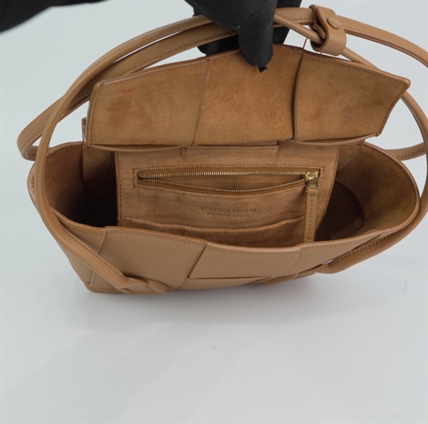 Túi Bottega đan chéo màu nâu +