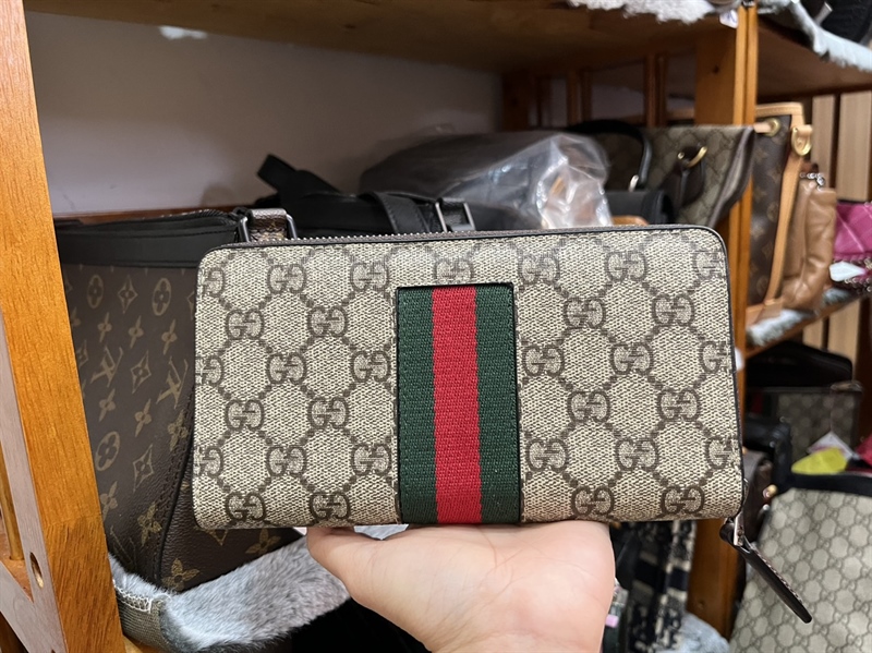 Ví GG dài phối viền +