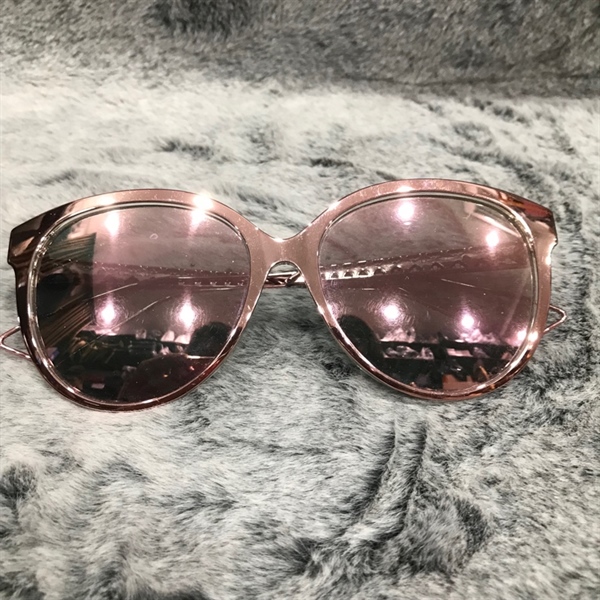 Kính Dior màu hồng nano KG+