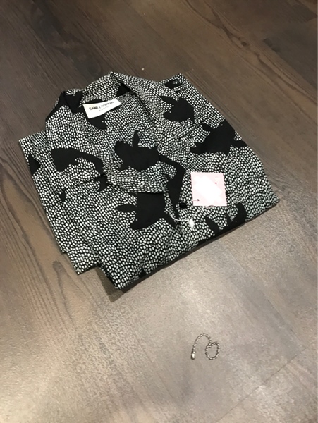 Áo Somi Saint Laurent tay ngắn KG+