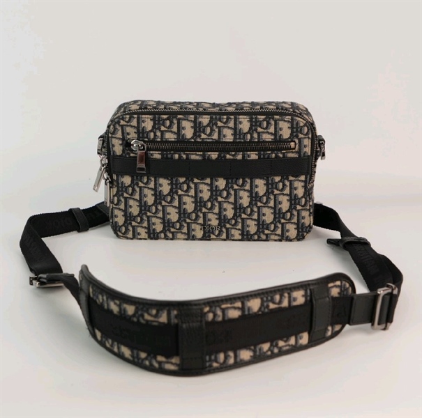 Túi Dior viền da đen - TB +