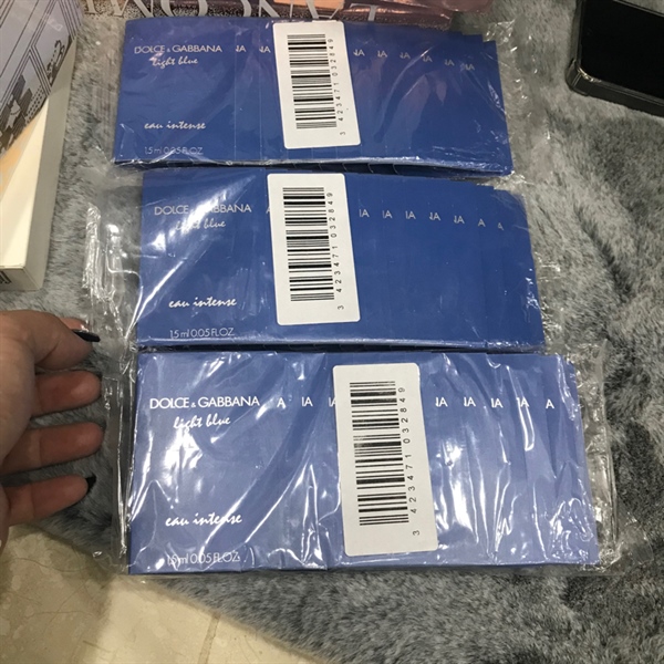 Sst 12 Chai Nước Hoa D&G Light blue 1.5ml+