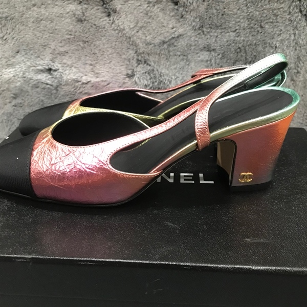 Giày Chanel màu ombre KG+