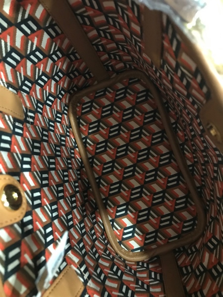 Túi tote MCM nâu vàng kèm pound 22cm+