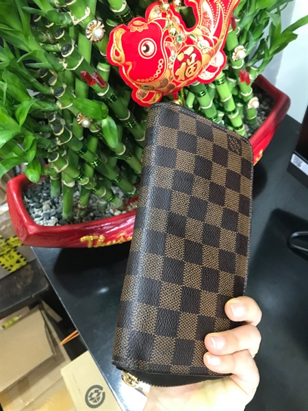 Ví Dài LV Ô Vuông Nâu Vàng Có Zip KG+