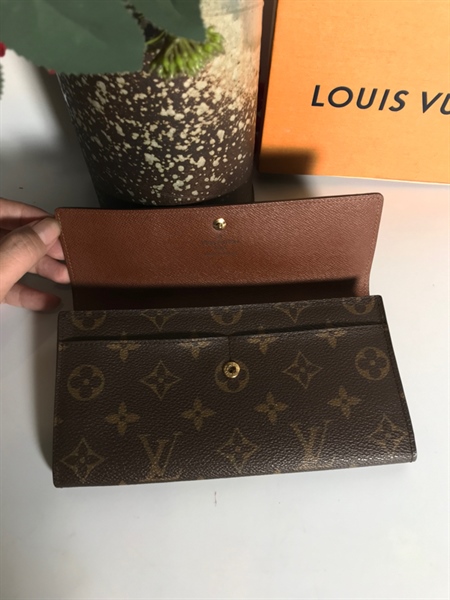 Ví LV dài lòng nâu +