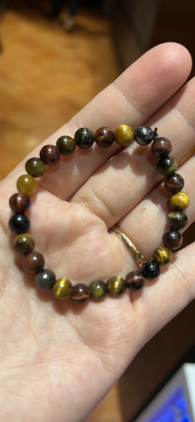 Vòng tay đá mắt hổ +