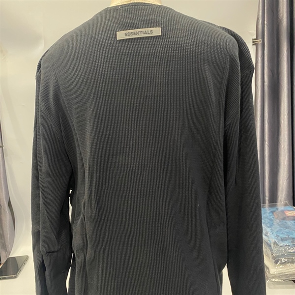 Áo dài tay Essentials 0248 Black M KG