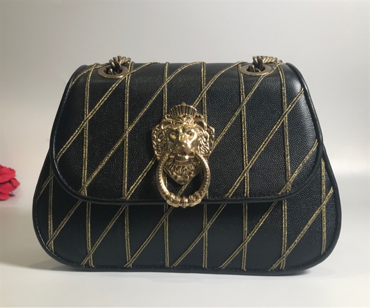 Túi moschino khoá sư tử vàng KG+