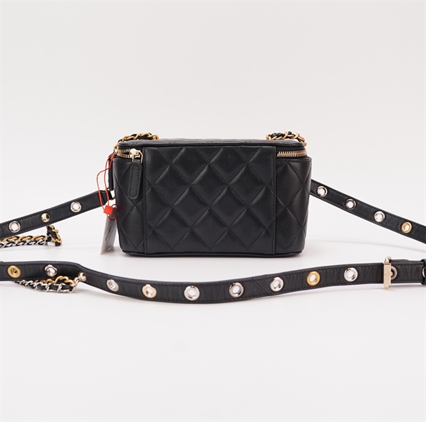 Túi Chanel hộp vuông đen size 16cm +