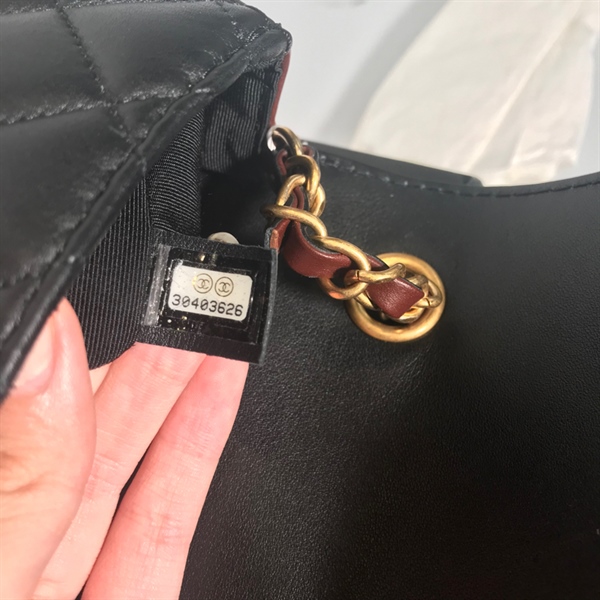 Túi Chanel đen phối đỏ +