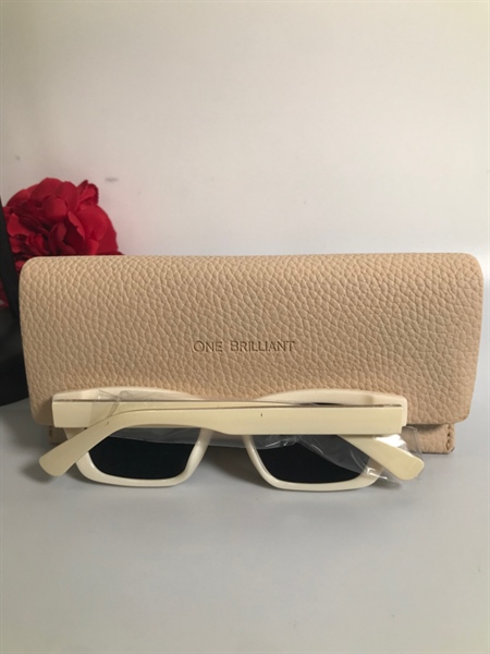 Kính One Brilliant KG+