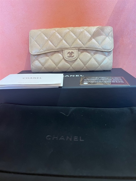 Ví Chanel nắp gập màu nude +