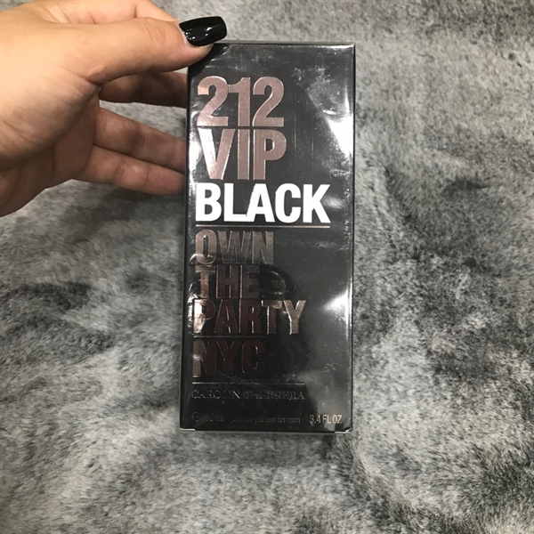 Nước Hoa Carolina Herrera 212 Vip Black EDP 100ml+