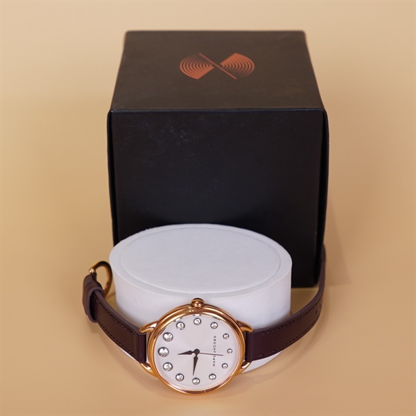 Đồng hồ nữ Marc Jacobs dây da nâu KG+