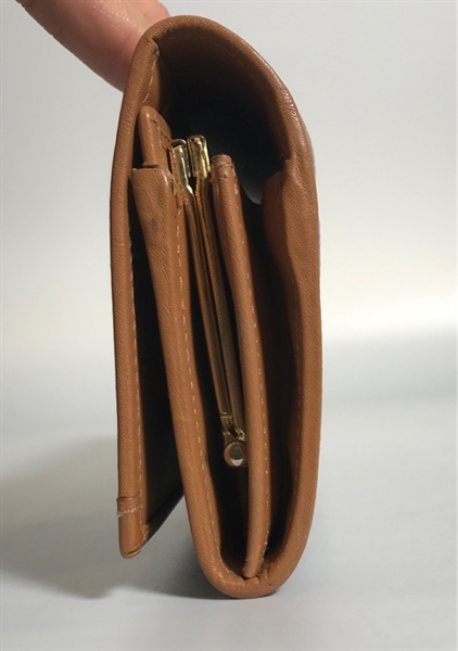 Ví Celine khoá vàng KG+