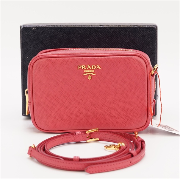 Túi Prada màu đỏ KG+