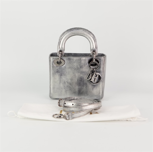 Túi Dior Lady màu bạc sz mini +