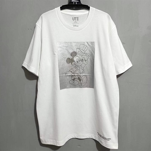 Áo Uniqlo Mickey +