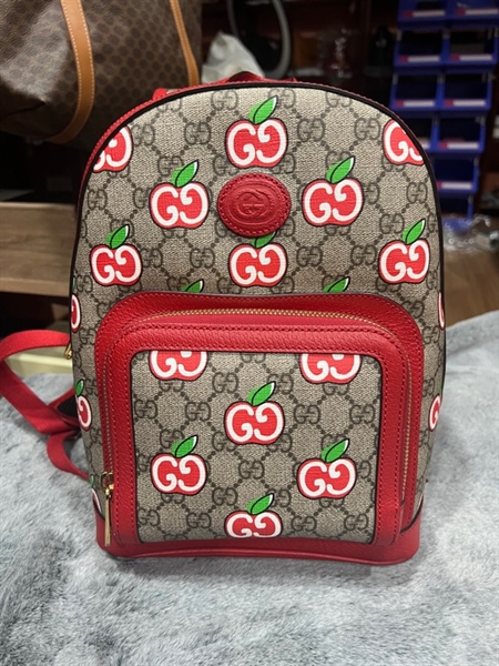 Balo GG viền đỏ chữ gc đỏ +
