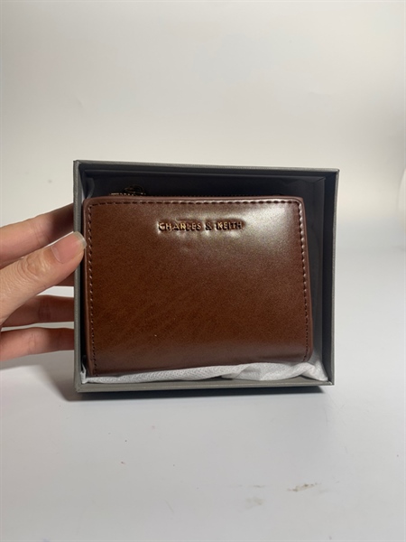 Ví Charles & Keith KG+