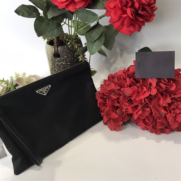Ví Prada KG