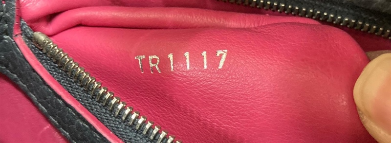 Túi LV capu đen quai trăn +