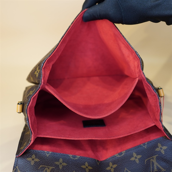 Túi LV Metis hoa nâu quai đan chéo KG+