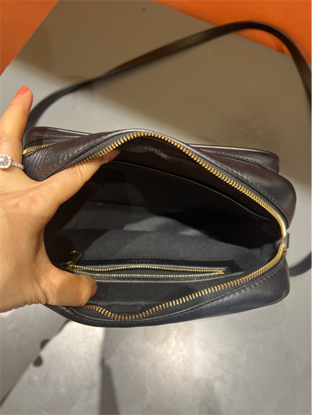 Túi BBR viền đen khoá vàng +