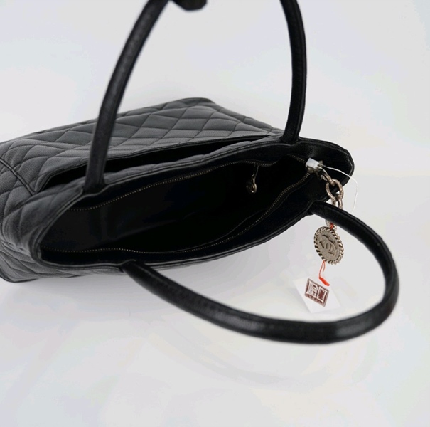 Túi Chanel tote đen size 30 KG+