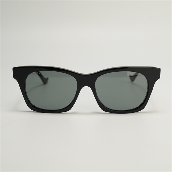 Mắt kính Gucci đen đính đá KG+