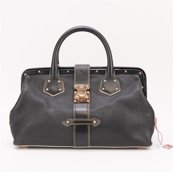 Túi LV màu đen đính đinh tán +