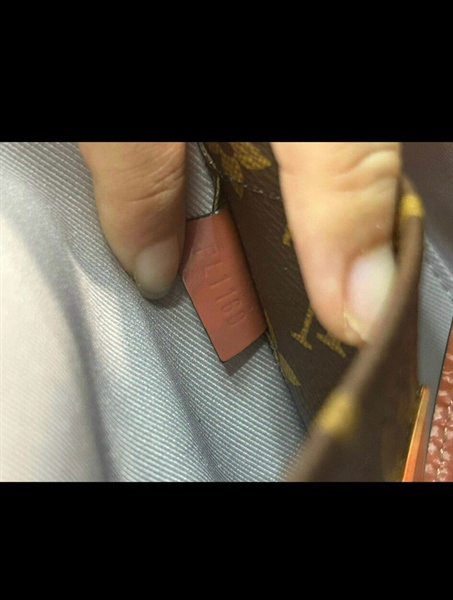 Túi Lv hồng nâu vuông KG+