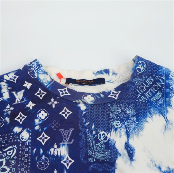 Áo thun LV xanh loang +