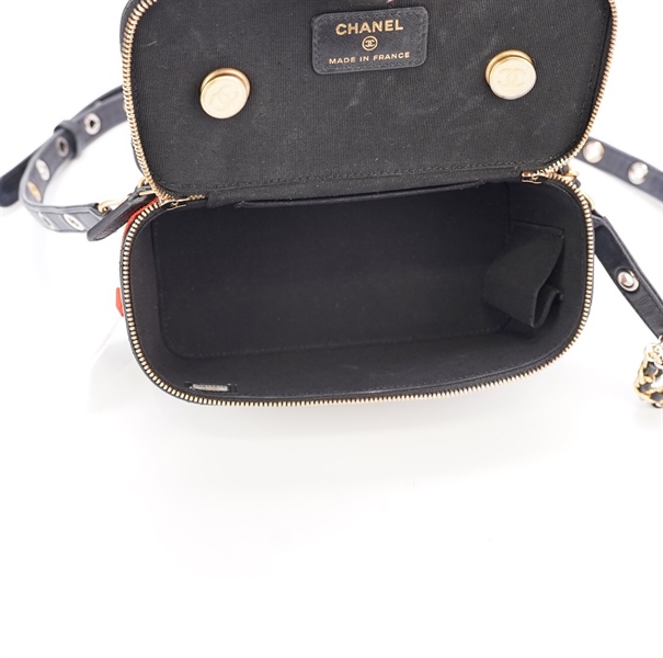 Túi Chanel hộp vuông đen size 16cm +