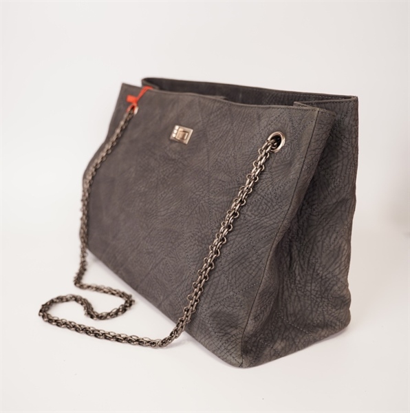 Túi Chanel tote xám ++