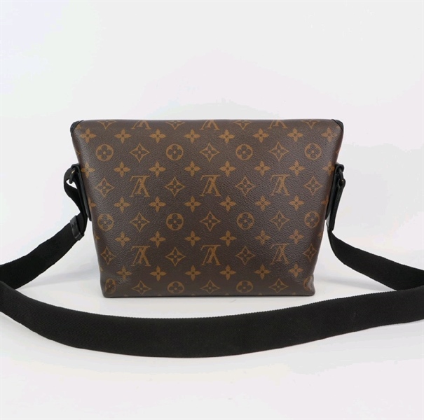 Túi LV đeo chéo hoa nâu Kg+