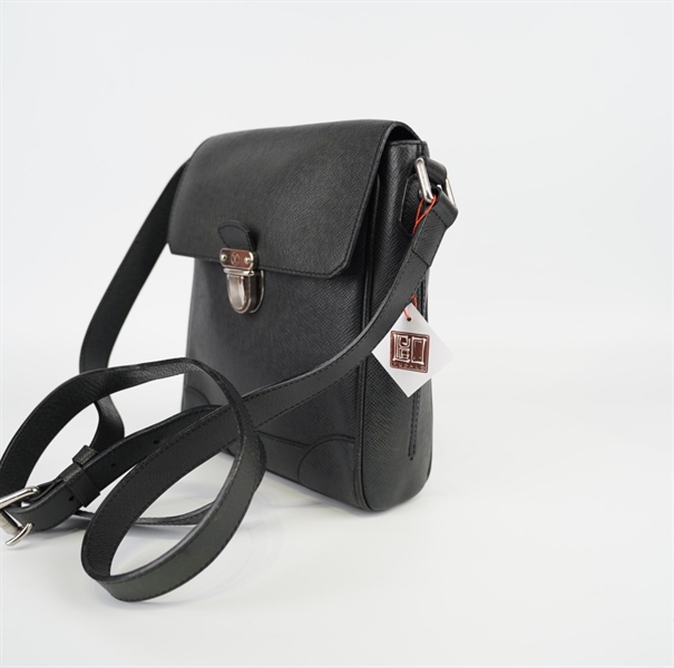 Túi LV màu đen KG+