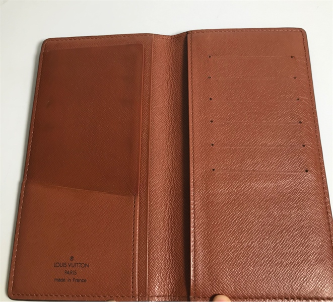 Ví LV nâu Dài KG+