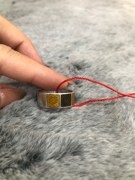 Nhẫn LV ô vuông nâu vàng KG+