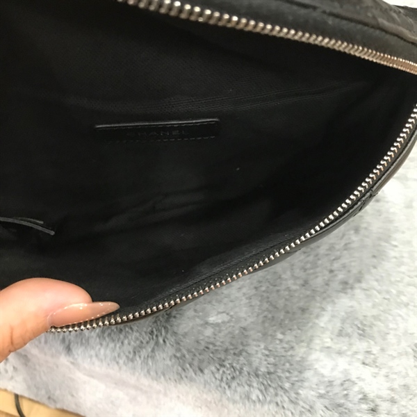 Túi Chanel Bumbag da đen +