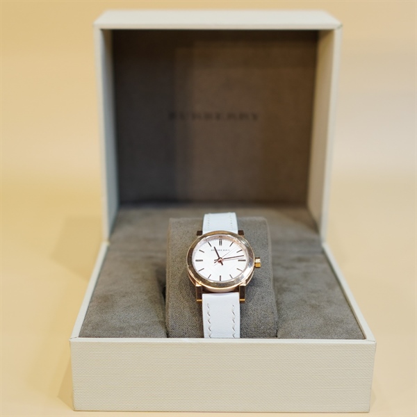 Đồng hồ nữ BBR mặt tròn dây da trắng nhỏ KG+