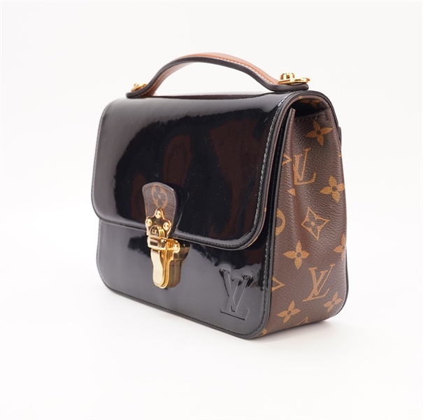 Túi LV đen bóng size 20cm +