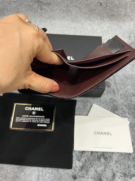 Ví Chanel đen vuông gập 3 KG+
