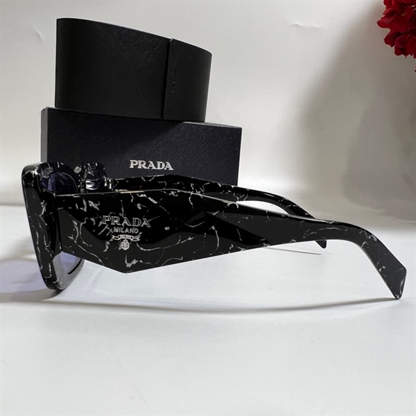 Kính prada đen KG+