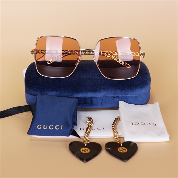 Kính GG charm trái tim KG+