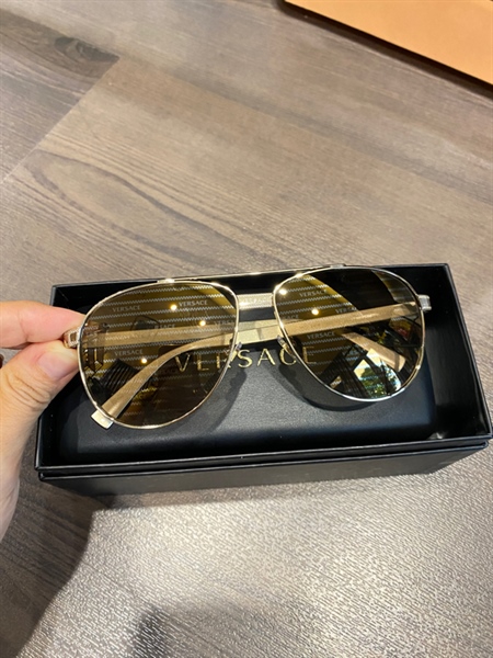 Kính Versace vàng KG+